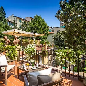 Ungherese Small Luxury Hotell